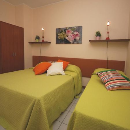Villa Tiziano Lignano Sabbiadoro Buitenkant foto